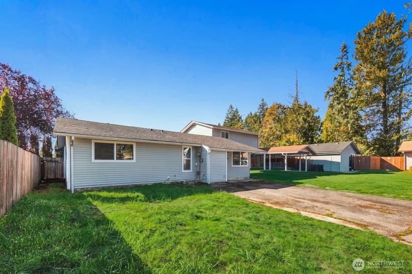 Property photo for 11807 SE 319th Place, Auburn photo 3
