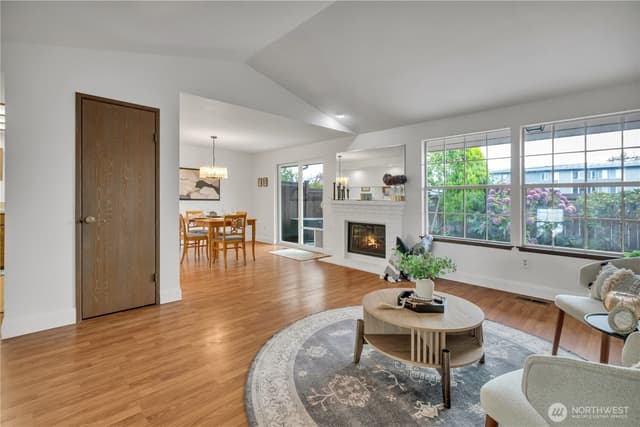 Property photo for 2536 N Narrows Drive #2, Tacoma photo 4