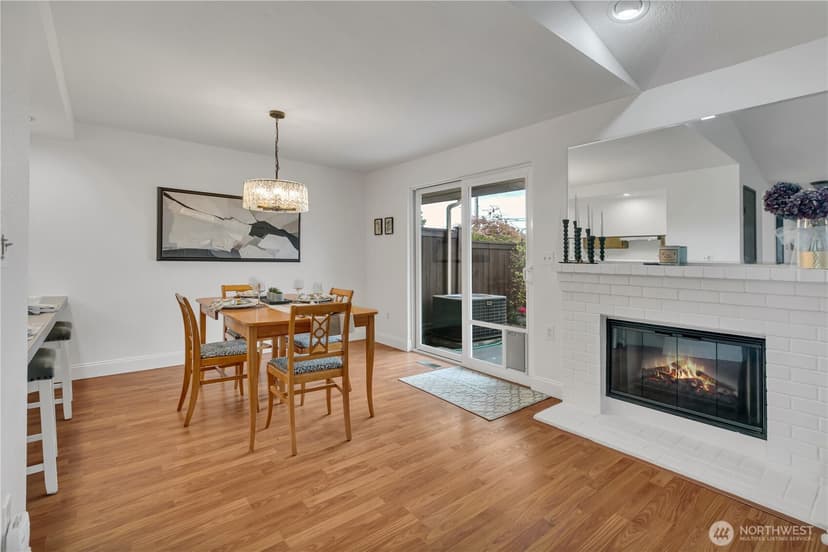 Property photo for 2536 N Narrows Drive #2, Tacoma photo 7