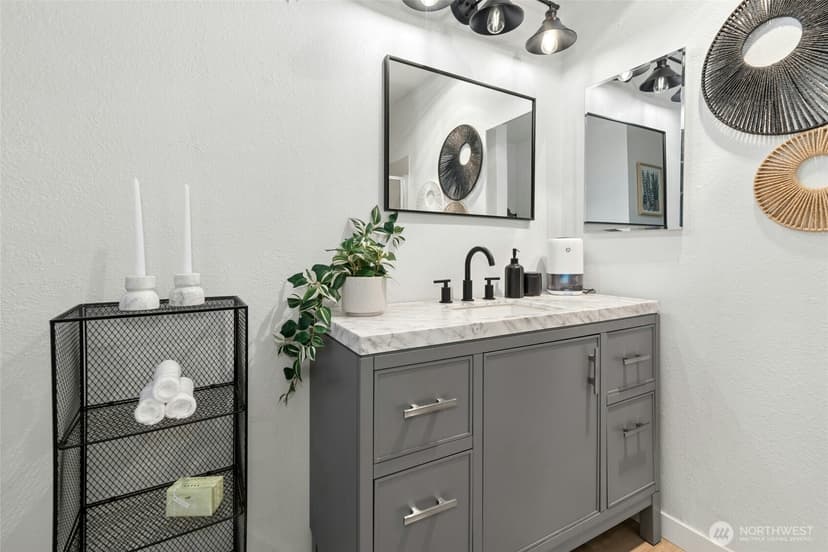 Property photo for 17300 91st Avenue NE #B101, Bothell photo 12
