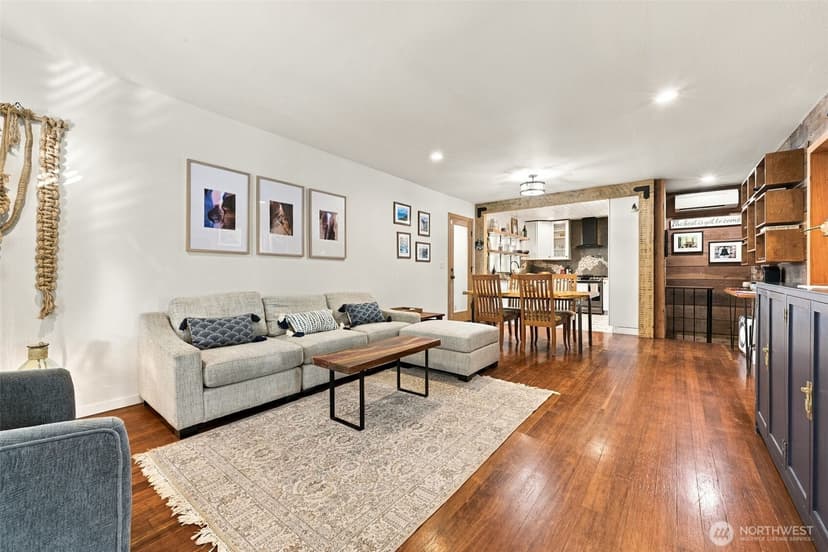 Property photo for 180 NW Dogwood Street, Issaquah photo 5