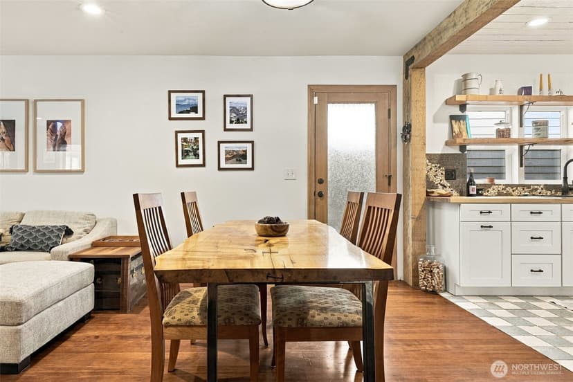 Property photo for 180 NW Dogwood Street, Issaquah photo 8
