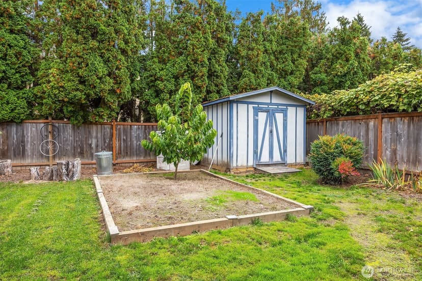 Property photo for 180 NW Dogwood Street, Issaquah photo 17
