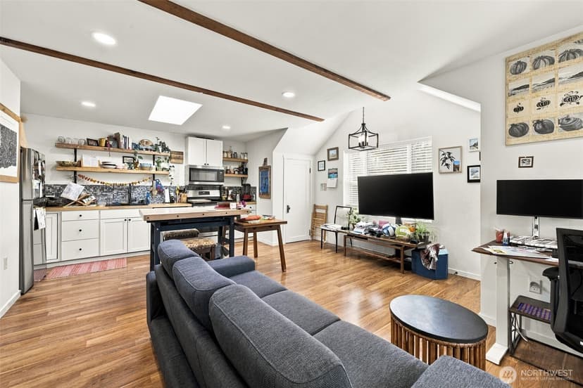 Property photo for 180 NW Dogwood Street, Issaquah photo 9
