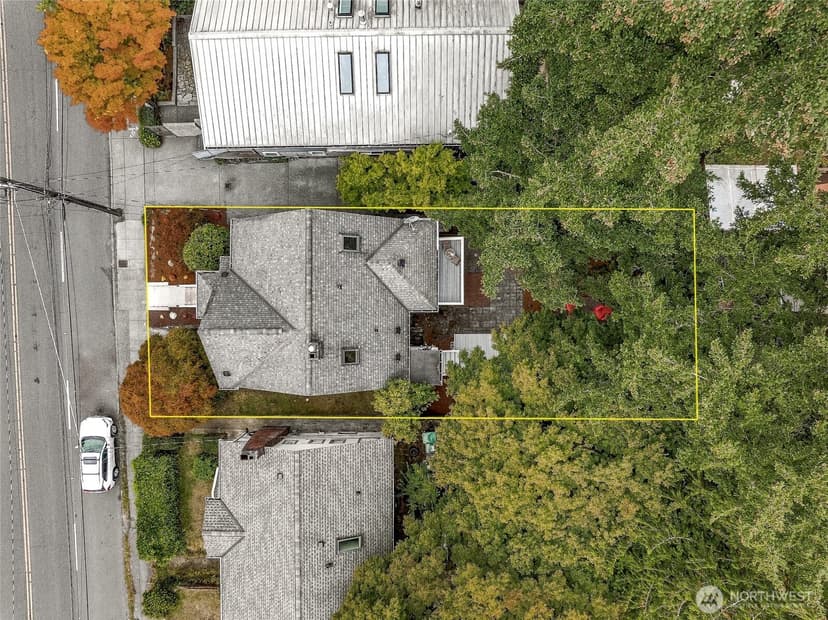 Property photo for 5756 25th Avenue NE, Seattle photo 35