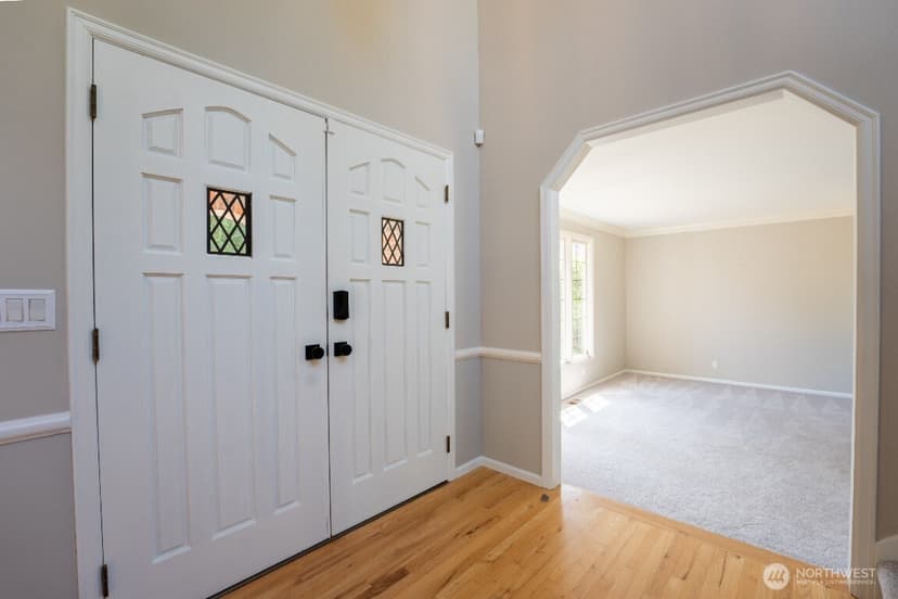 Property photo for 14017 205th Avenue NE, Woodinville photo 2