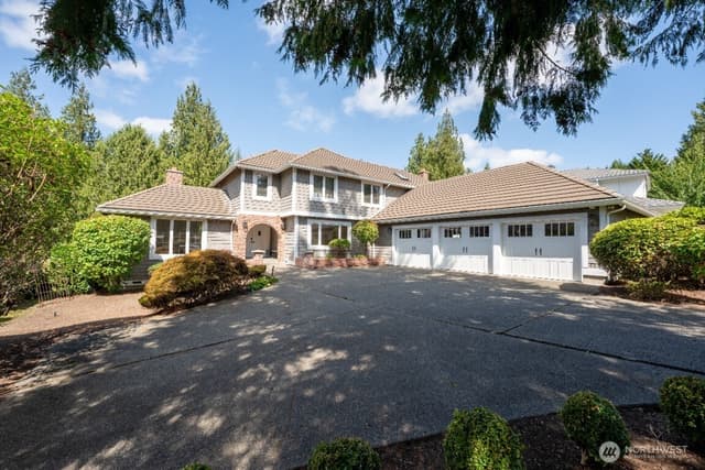 Property photo for 14017 205th Avenue NE, Woodinville