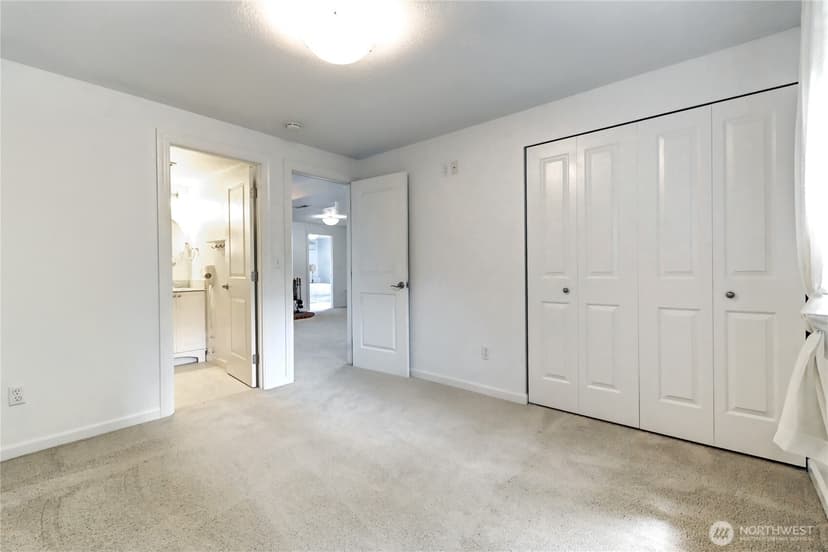Property photo for 9315 36th Avenue SE, Everett photo 19