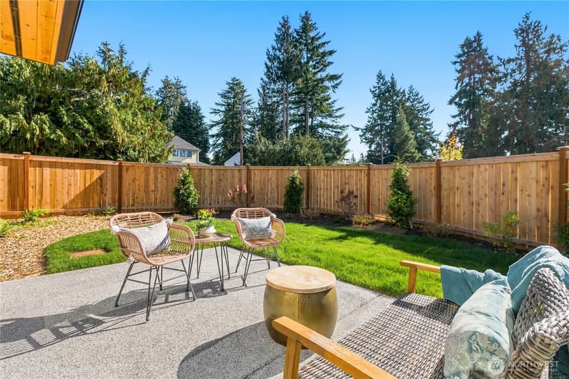 Property photo for 1520 NE 113th Street, Seattle photo 6