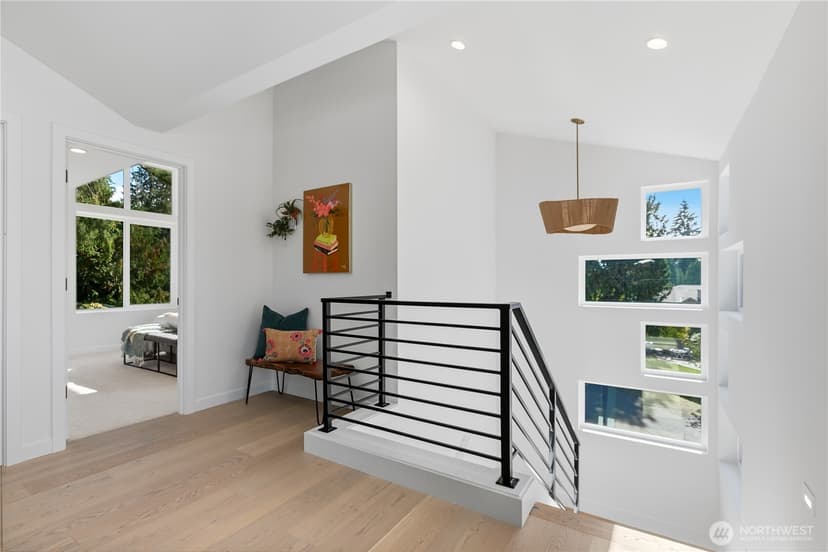 Property photo for 1520 NE 113th Street, Seattle photo 27