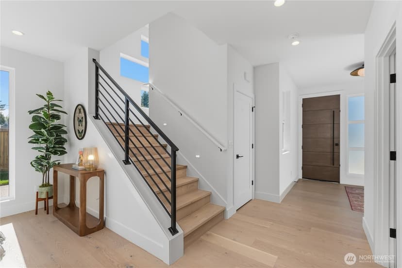 Property photo for 1520 NE 113th Street, Seattle photo 18