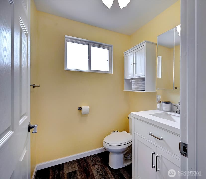 Property photo for 12815 98th Place NE, Kirkland photo 16