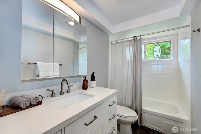Property photo for 12815 98th Place NE, Kirkland photo 19