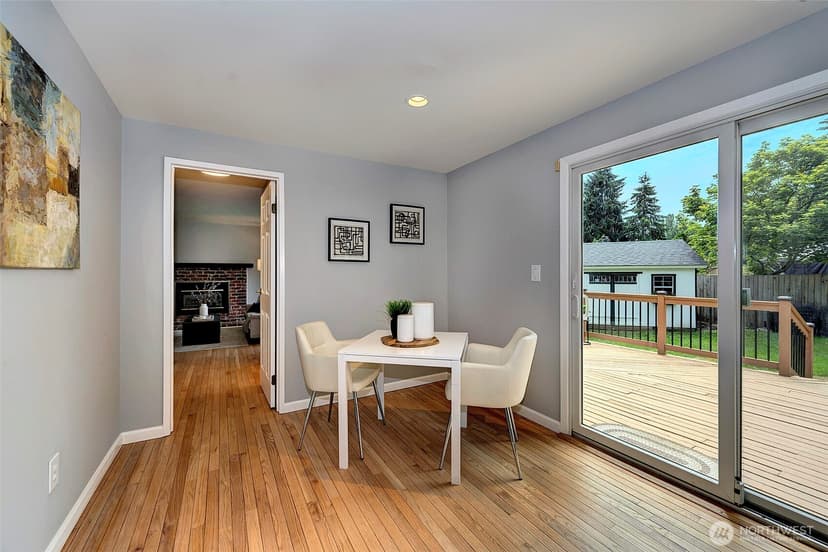 Property photo for 12815 98th Place NE, Kirkland photo 15