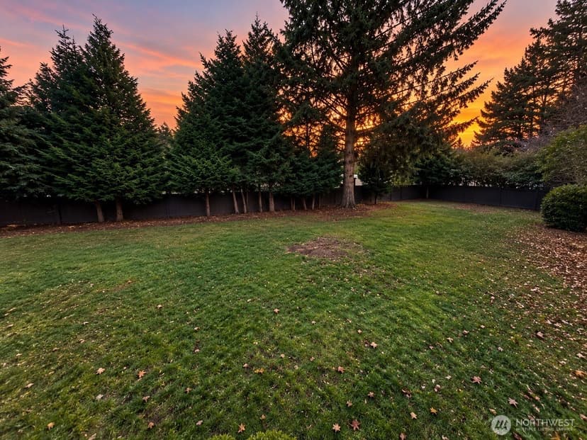 Property photo for 10929 NE 116th Place, Kirkland photo 18