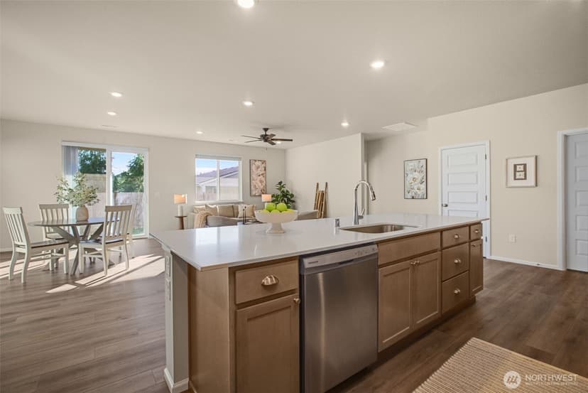 Property photo for 4443 Explorer Avenue, Port Orchard photo 12