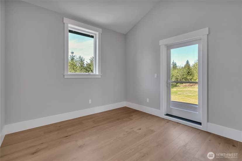 Property photo for 23420 253rd Avenue SE, Maple Valley photo 16