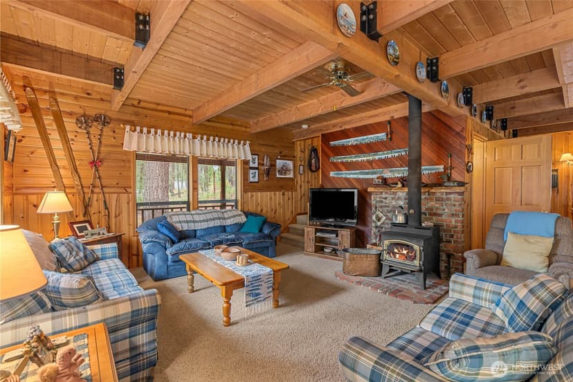 Property photo for 2471 Tamarack Crest Dr., Leavenworth photo 13