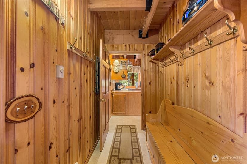 Property photo for 2471 Tamarack Crest Dr., Leavenworth photo 5