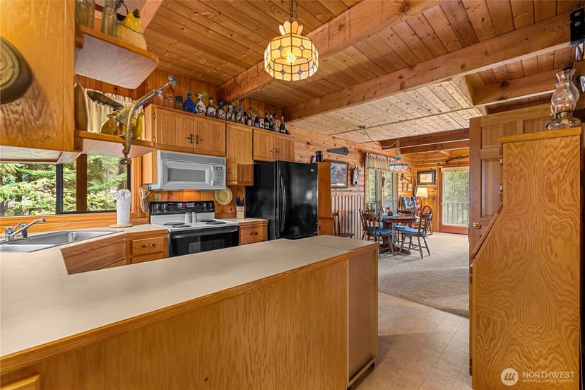 Property photo for 2471 Tamarack Crest Dr., Leavenworth photo 6