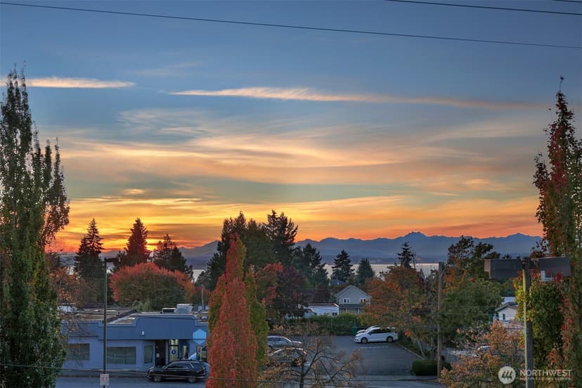 Property photo for 6325 34th Avenue SW #C, Seattle photo 40