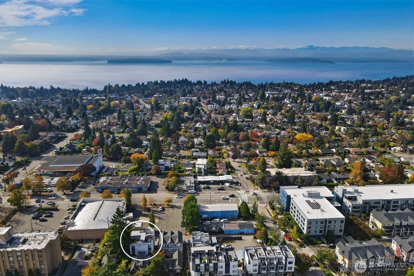 Property photo for 6325 34th Avenue SW #C, Seattle photo 38