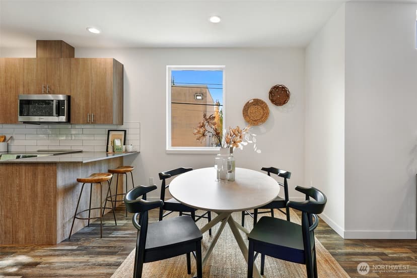 Property photo for 6325 34th Avenue SW #C, Seattle photo 13