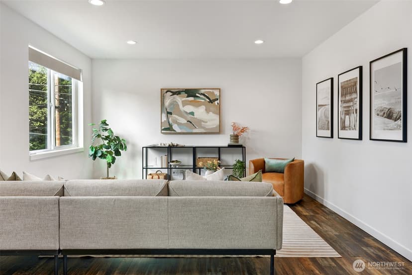 Property photo for 6325 34th Avenue SW #C, Seattle photo 8