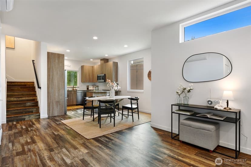 Property photo for 6325 34th Avenue SW #C, Seattle photo 12