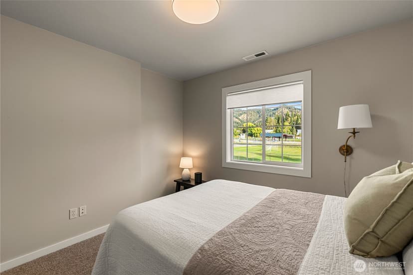 Property photo for 613 Pine Street, Leavenworth photo 31