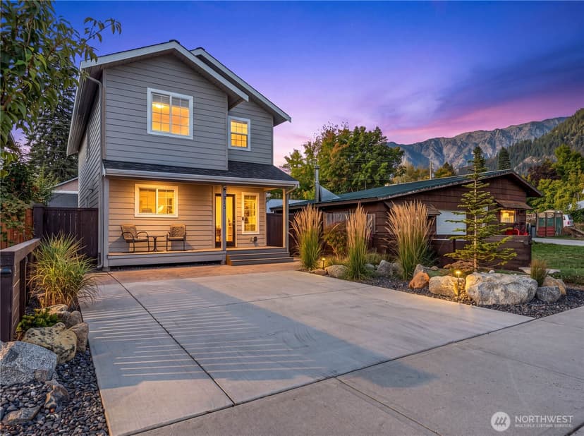 Property photo for 613 Pine Street, Leavenworth