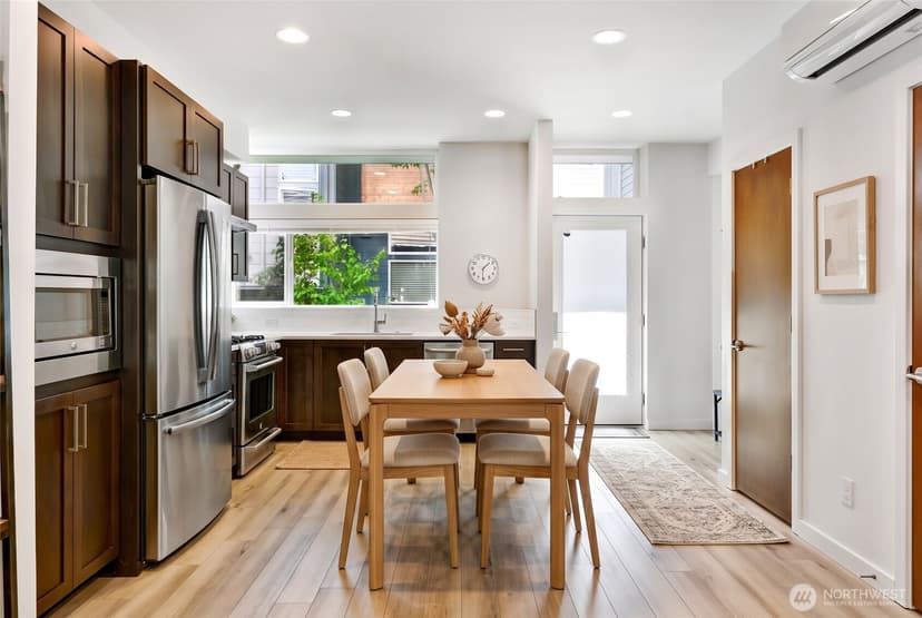 Property photo for 2605 22nd Avenue W #B, Seattle photo 7