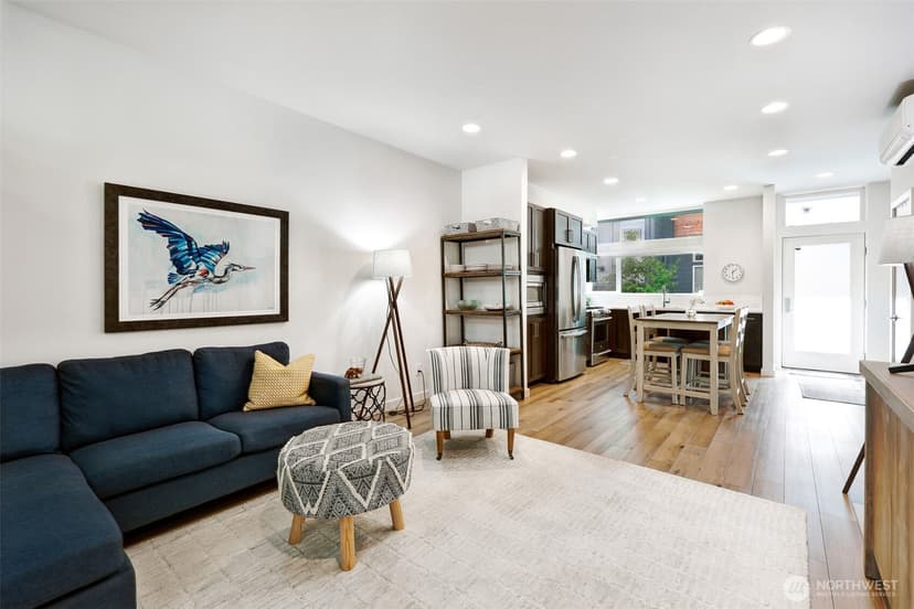 Property photo for 2605 22nd Avenue W #B, Seattle photo 12