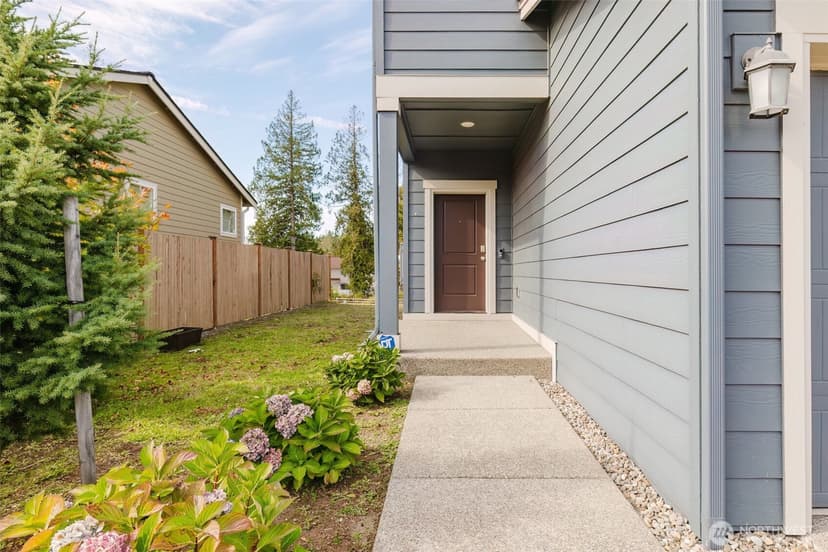 Property photo for 6453 Hornet Circle NE, Bremerton photo 3