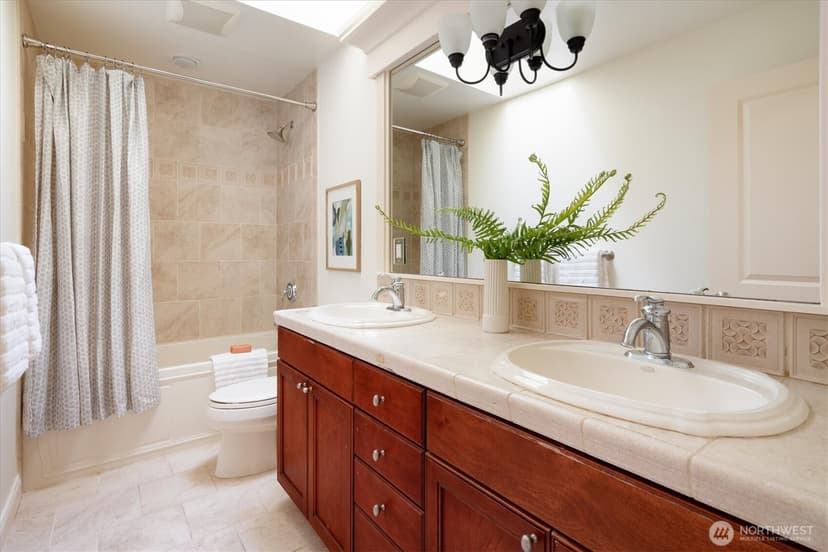 Property photo for 10705 226th Street SW, Edmonds photo 30