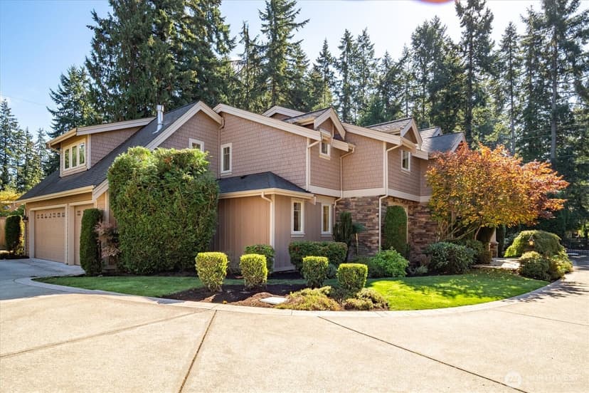 Property photo for 10705 226th Street SW, Edmonds photo 35