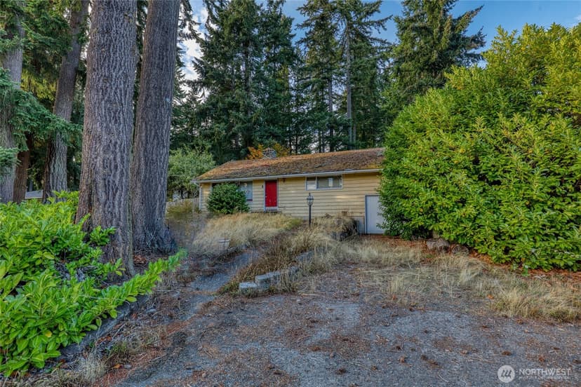Property photo for 5807 176th Street SW, Lynnwood photo 17
