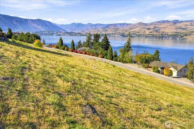 Property photo for 155 Grandview Lane, Chelan photo 3