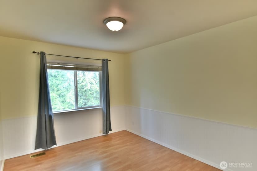 Property photo for 12825 68th Avenue SE, Snohomish photo 18