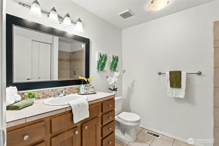 Property photo for 27539 43rd Avenue S, Auburn photo 18