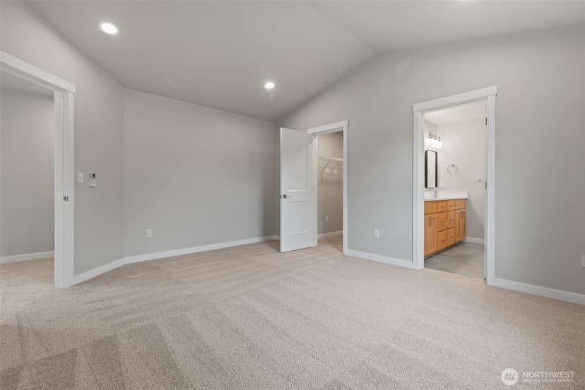 Property photo for 511 15th Street SE, Puyallup photo 16