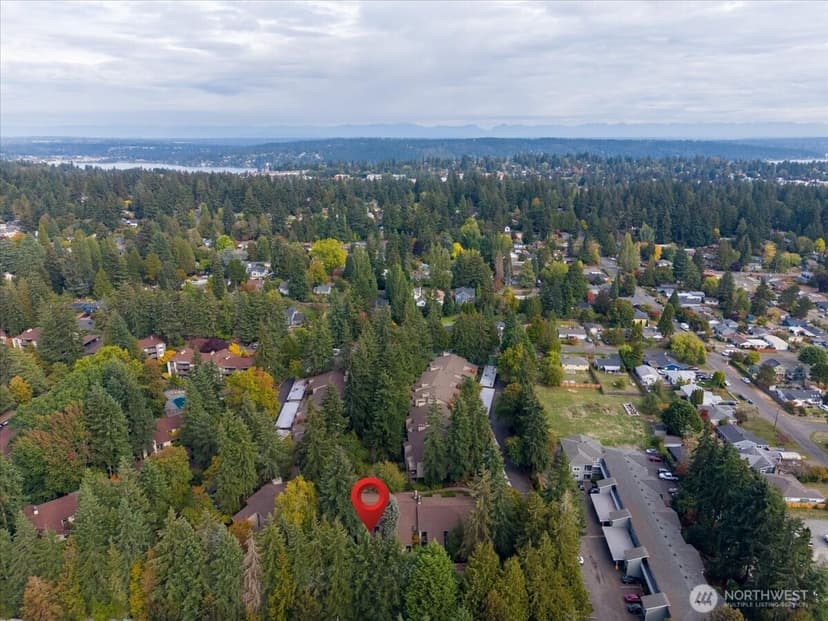 Property photo for 13730 15th Avenue NE #C101, Seattle photo 34