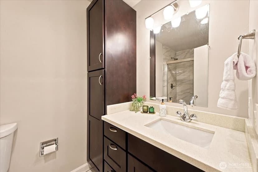 Property photo for 13730 15th Avenue NE #C101, Seattle photo 18