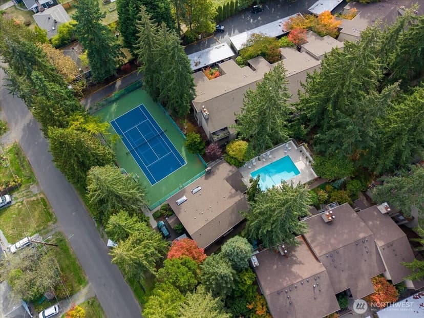 Property photo for 13730 15th Avenue NE #C101, Seattle photo 39