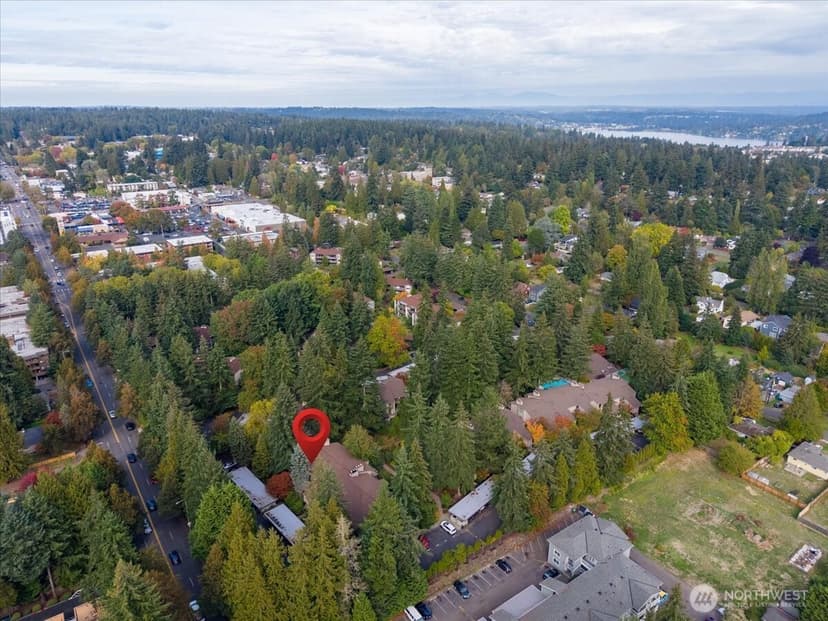 Property photo for 13730 15th Avenue NE #C101, Seattle photo 33