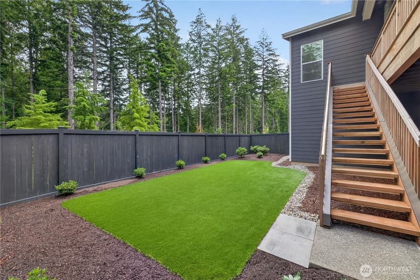 Property photo for 33110 Liberty Ave SE, Black Diamond photo 29