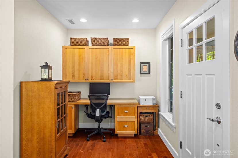 Property photo for 25314 SE 28th Street, Sammamish photo 32