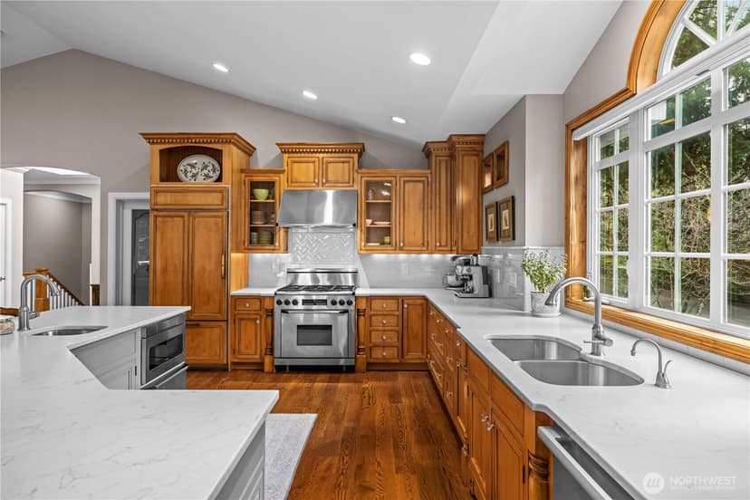 Property photo for 25314 SE 28th Street, Sammamish photo 9