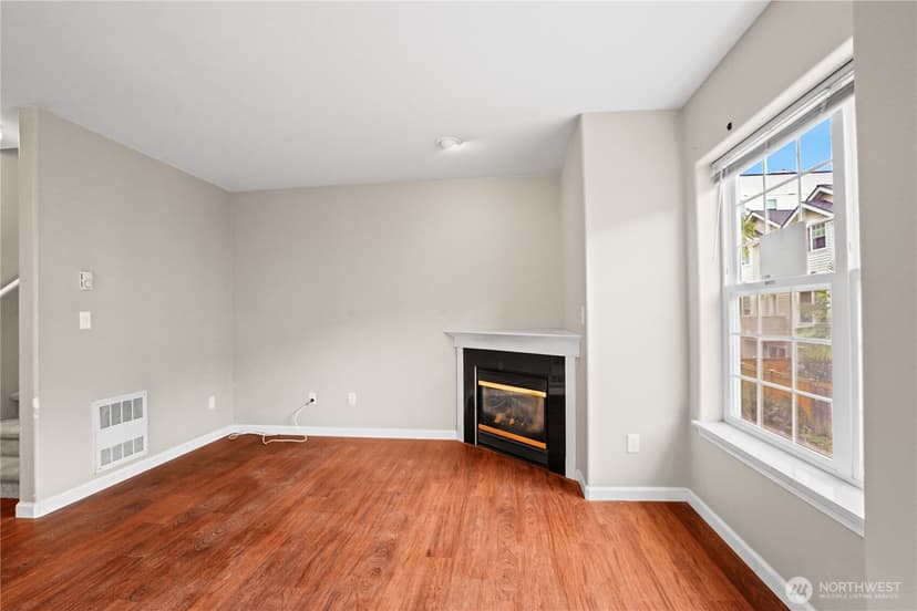 Property photo for 8526 Nesbit Avenue N #Unit D, Seattle photo 12