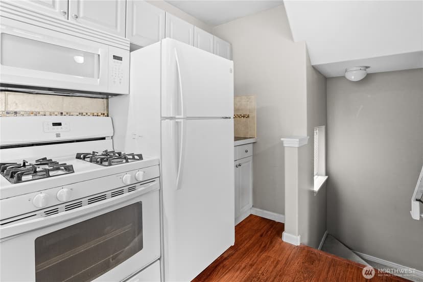 Property photo for 8526 Nesbit Avenue N #Unit D, Seattle photo 32